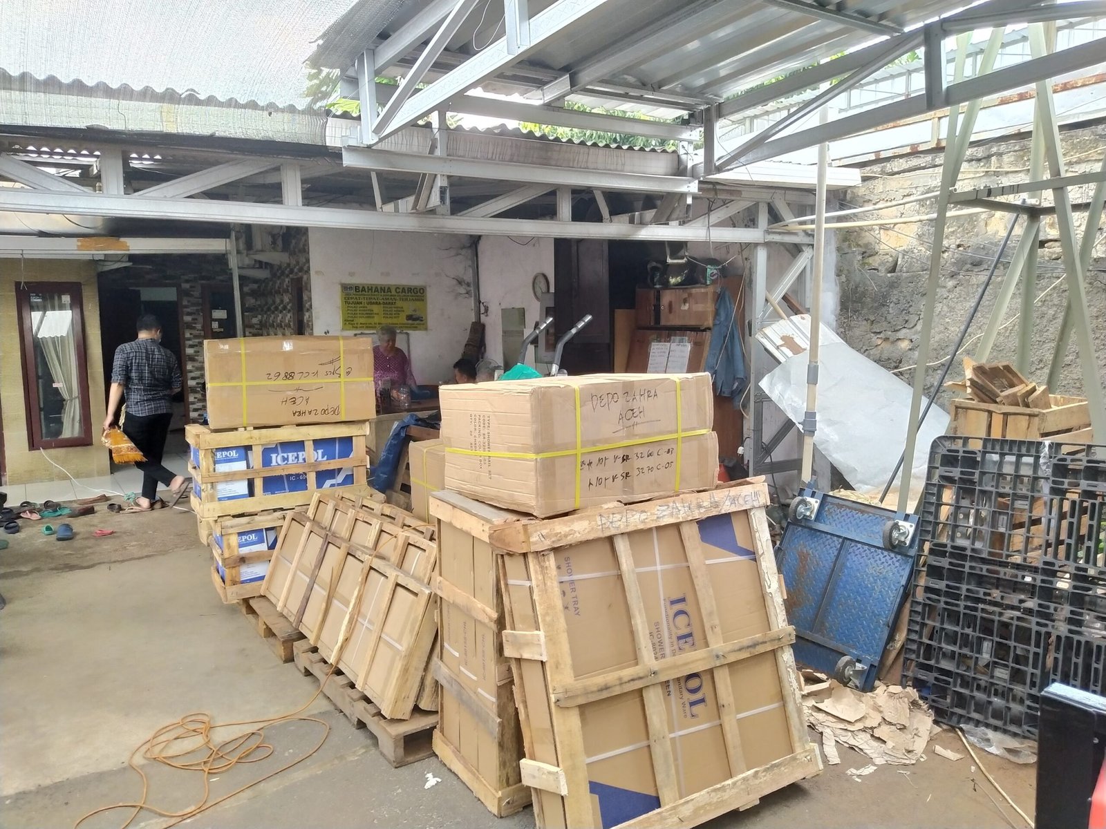 cargo-darat-&-laut-usend