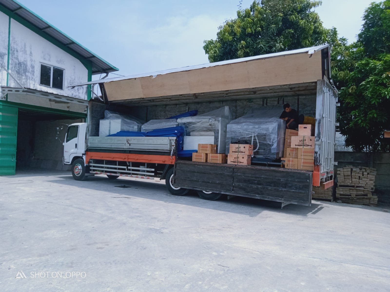sewa-truk-usend