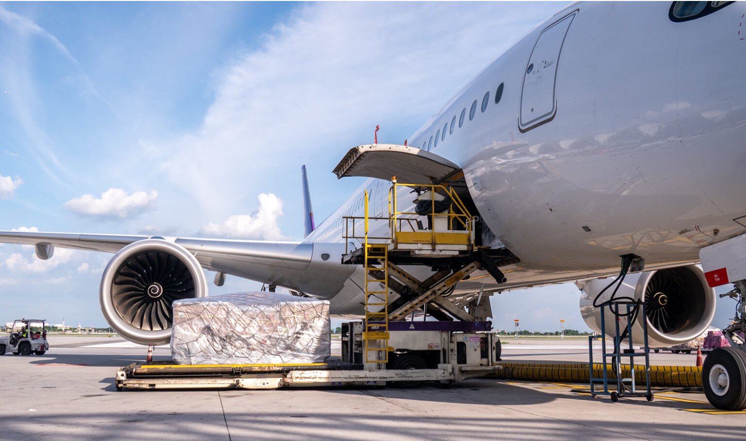 jenis pesawat kargo dan fungsinya | boska logistik -... Cargo Udara untuk Pengiriman Express: Apa Itu Cargo Pesawat dan ...