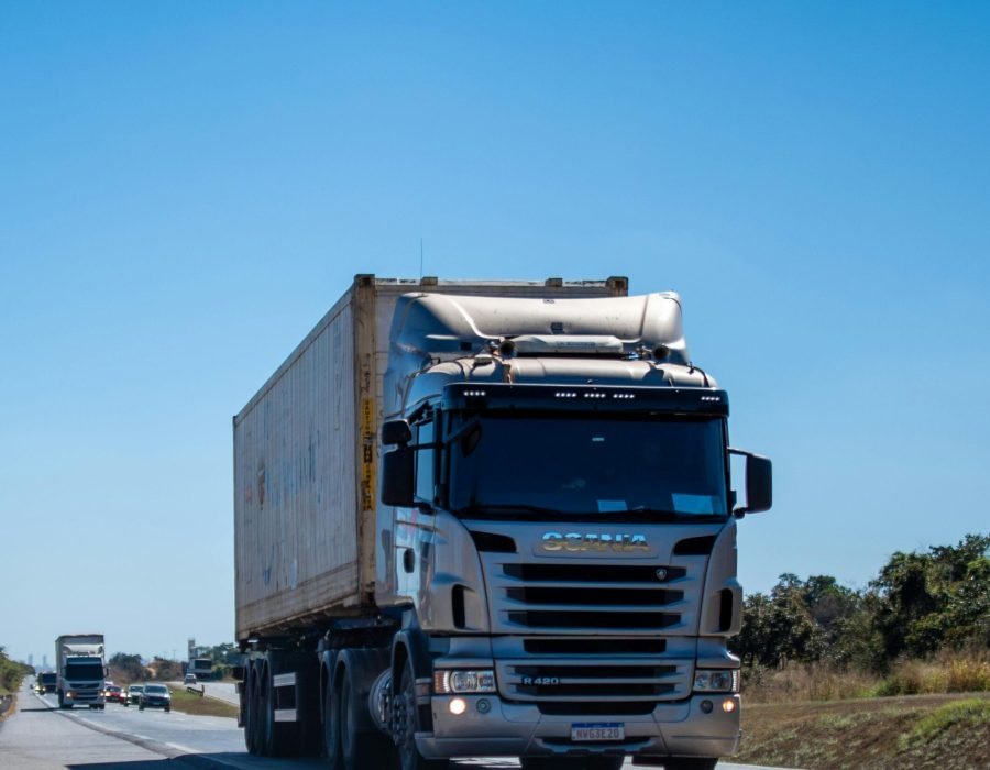 sewa-truk-fuso-usend